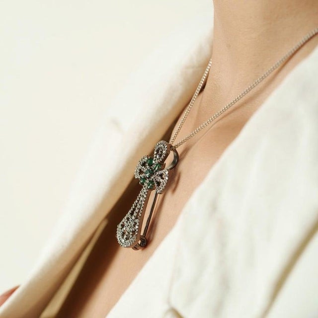 Vintage Inspired Statement Silver Cross Brooch Pendant With Emerald & Diamond For Sale - Image 11 of 14