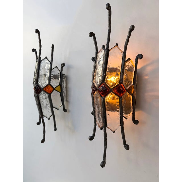 1970s Pair of Hammered Glass Wrought Iron Sconces by Longobard, Italy, 1970s For Sale - Image 5 of 12