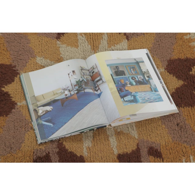 This 4x5 antique circular rug is an exciting new addition to Rug & Kilim’s Antique collection from the esteemed archives...