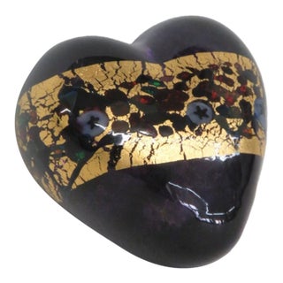 Robert Held Signed Art Glass Heart Shaped Paperweight Purple and Gold 5192b For Sale