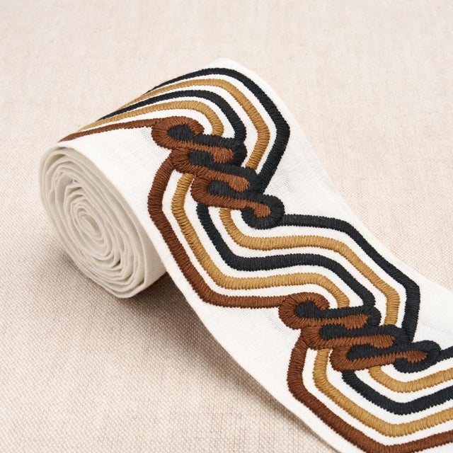 Contemporary SAMPLE - Schumacher The Twist Embroidered Tape In Brown For Sale - Image 3 of 4