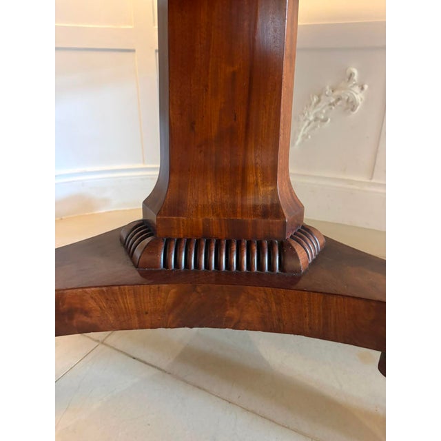 Antique Regency Figured Mahogany 6-Seater Circular Tilt-Top Dining Centre Table, 1830 For Sale - Image 11 of 16