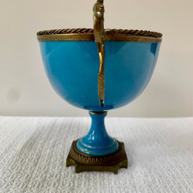 1900 - 1909 Antique French Sèvres-Style Turquoise Porcelain Compote With Gilt Bronze Mounts For Sale - Image 5 of 13