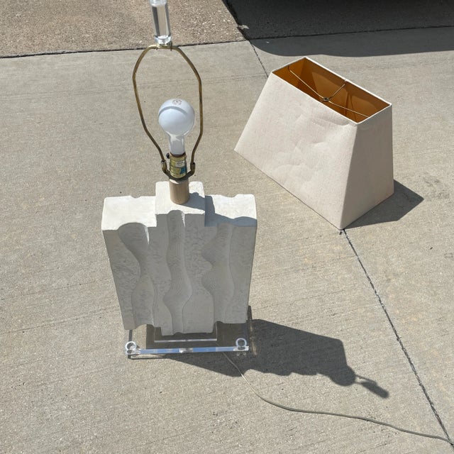 1980s Monumental Sculptural Plaster Lamp on Lucite Base For Sale - Image 5 of 11