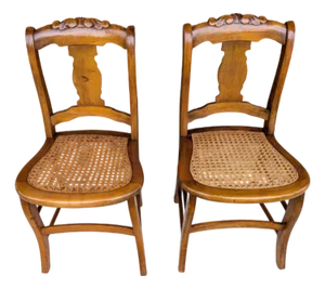 Early 19th Century Antique Federal Period Birds Eye and Tiger Maple Chairs (Set of Two)