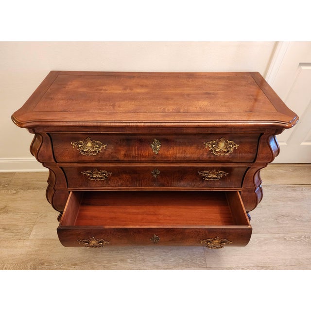 Vintage Henredon Louis XV Style Burled Bombe Chest/Dresser For Sale - Image 12 of 14
