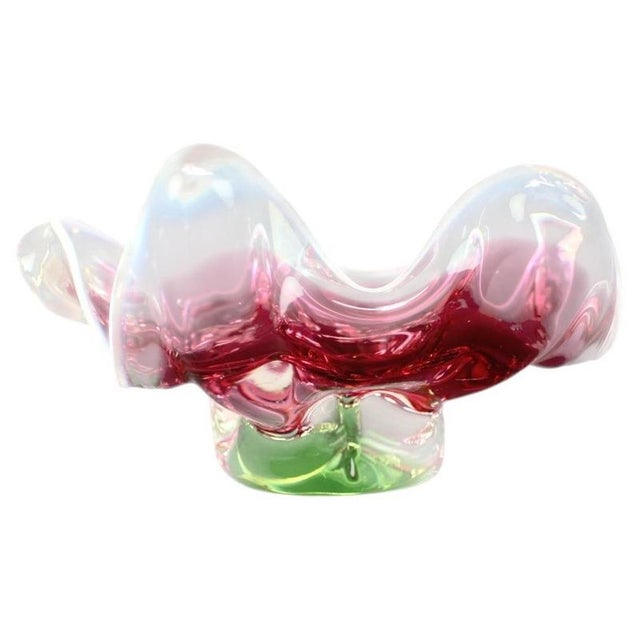 Mid-Century Czech Pink and Green Art Glass Bowl by Josef Hospodka, 1960s For Sale - Image 9 of 9