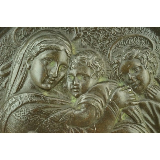 Bronze Medallion with Bas-Relief depicting the Madonna Della Seggiola by Raffaello Sanzio, Italy, Late 1800s For Sale - Image 11 of 18