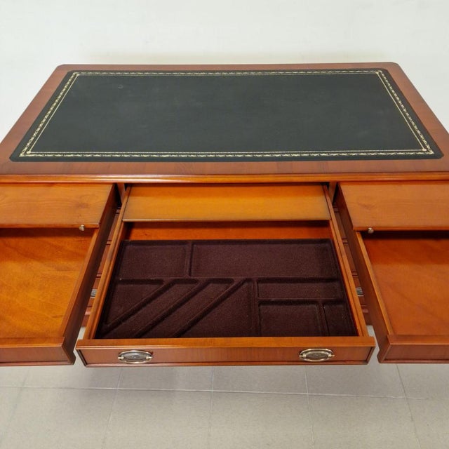 Brown British Leather Office Desk and Chair, Set of 2 For Sale - Image 8 of 17