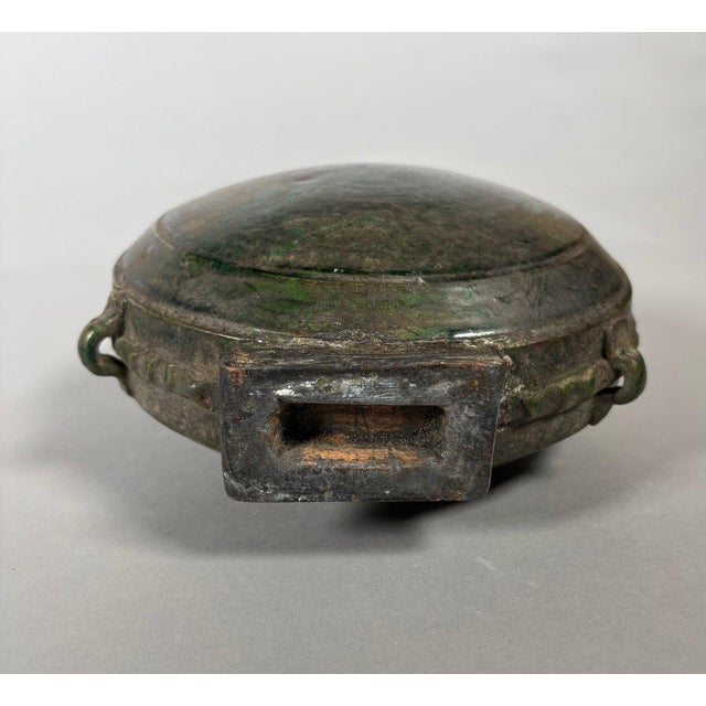 Green glazed earthenware gourd used by nomadic horsemen, China, Tang Dynasty (618-907) For Sale - Image 6 of 8