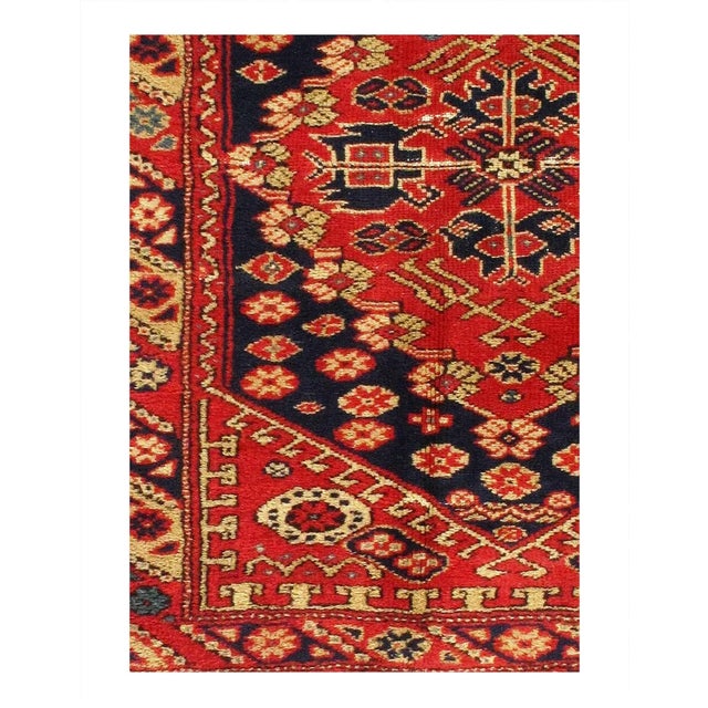 Serapi Design rug. Hand knotted 100% hand-spun lamb's wool rug with all natural dyes. Lamb's Wool on a Wool Foundation...