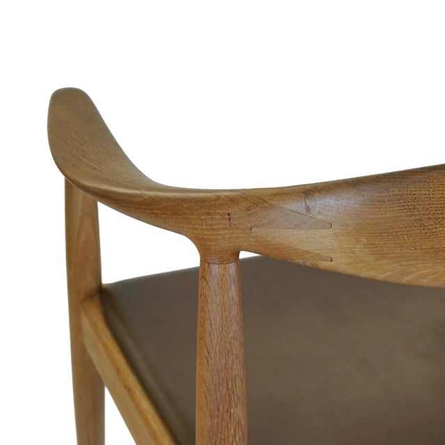 Wood 'The Chair' Designed by Hans Wegner for Johannes Hansen, Denmark For Sale - Image 7 of 10