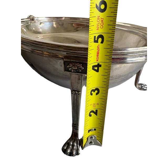 Neoclassical Vintage Carrington Hotel Silverplate Chafing Dish With Domed Lid & Claw Feet For Sale - Image 3 of 12