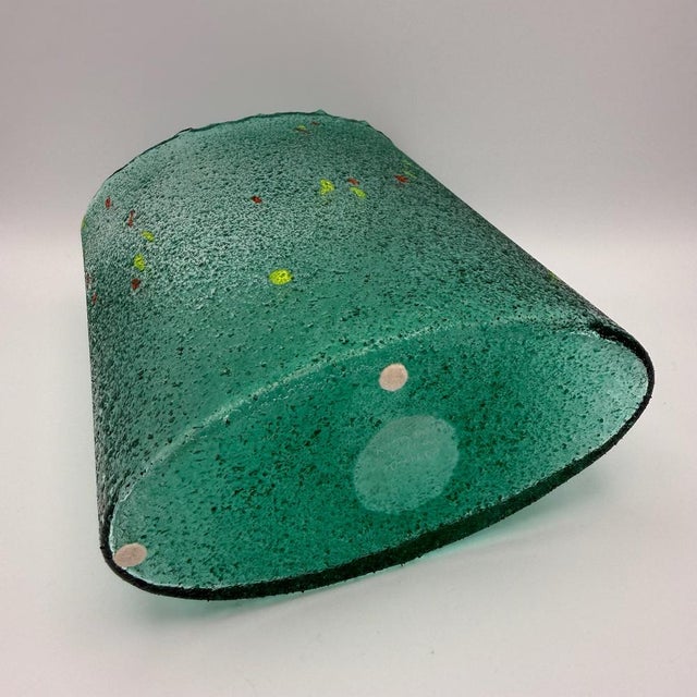 Large Emerald Green Antikva Glass Vase with Color Inclusions by Bertil Vallien for Kosta Boda, 1990s For Sale - Image 9 of 14
