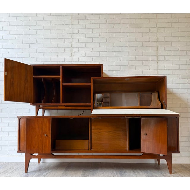 Mid-Century Modern MCM Vintage Modular Credenza Wall Unit For Sale - Image 3 of 9