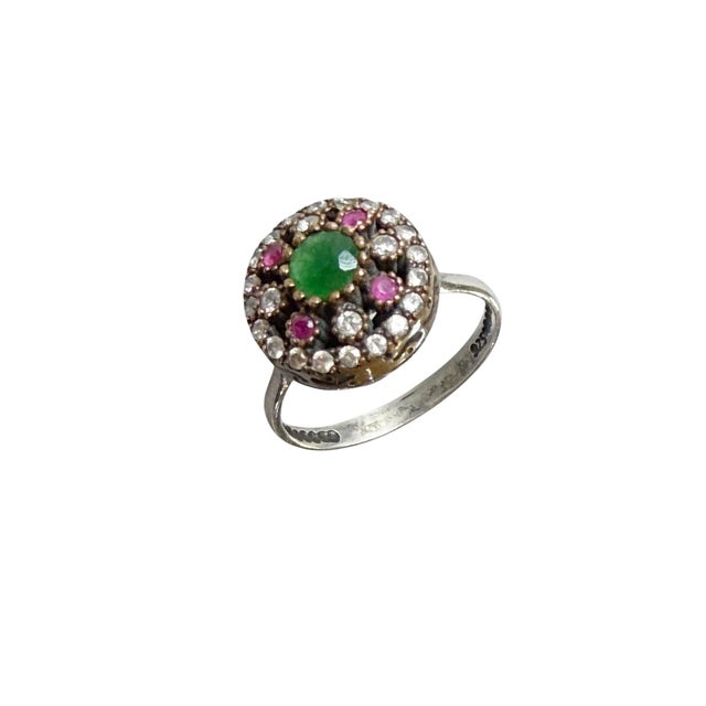 1970s Vintage Natural Ruby, Emerald & Diamond Ring Sterling Silver Size 7 For Sale - Image 5 of 10