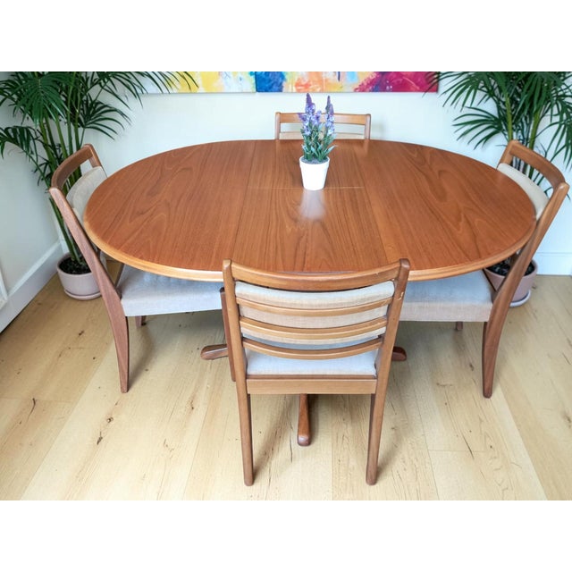 1970s Mid-Century Teak Extending Dining Table and Chairs, 1970s, Set of 5 For Sale - Image 5 of 18