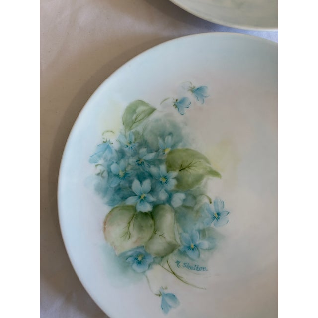 Pink Vintage Hand-Painted Floral Plates Signed by Artist – Set of 2 For Sale - Image 8 of 12