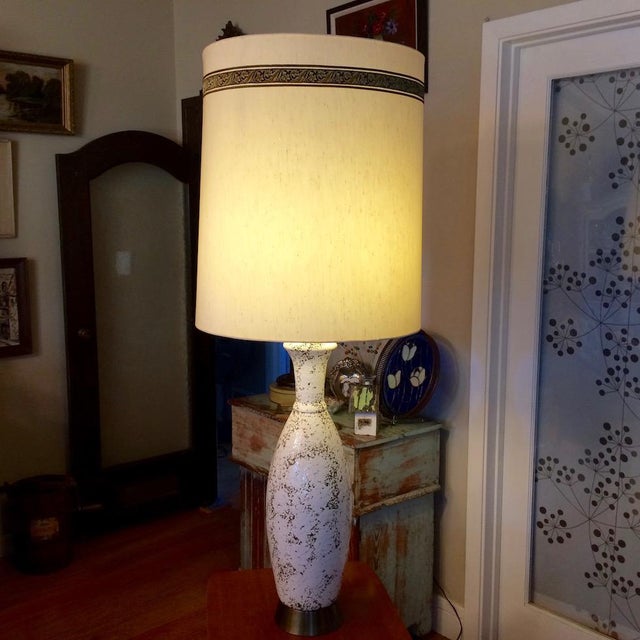 1960s Textured Pitted Ceramic Lamp With Original Shade - Mid Century Modern For Sale - Image 5 of 10