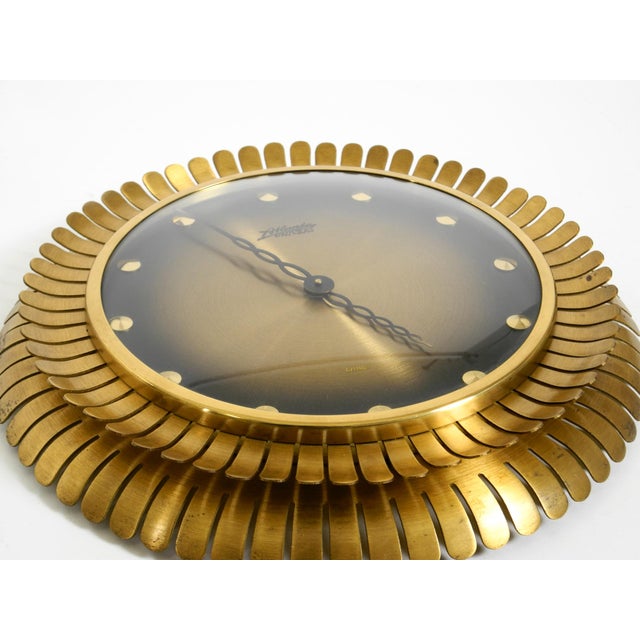 Gold Mid-Century Sunburst Atlanta Universe Wall Clock in Brass with Mechanical Seven-Day Movement, 1950s For Sale - Image 8 of 18