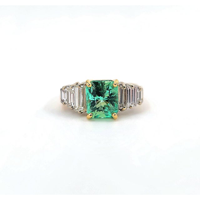 2.25 Ct Gia Certified Colombian Emerald & Diamond Ring Size 4.5 For Sale In Chicago - Image 6 of 6