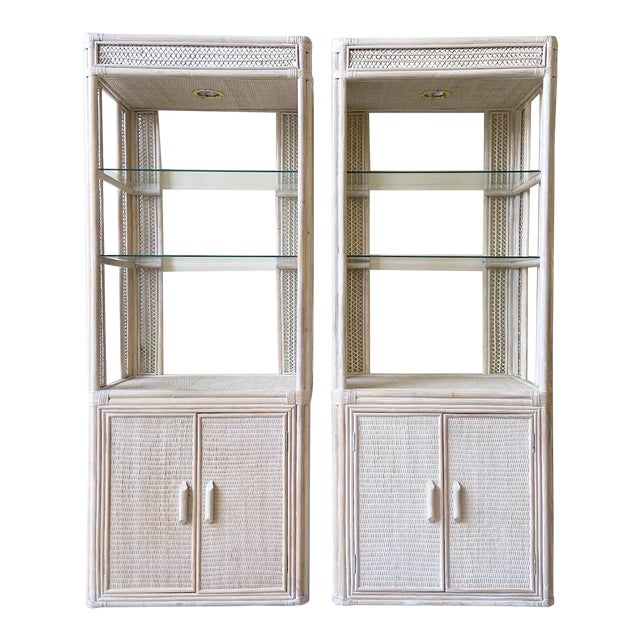 Lighted etagere store