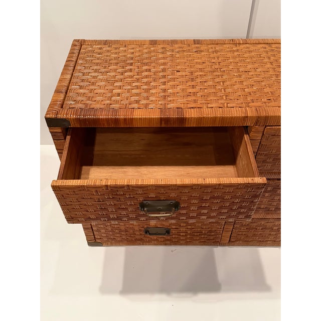 1970s Large 6 Drawer Woven Rattan Chest of Drawers With Metal Mounts For Sale In Philadelphia - Image 6 of 9