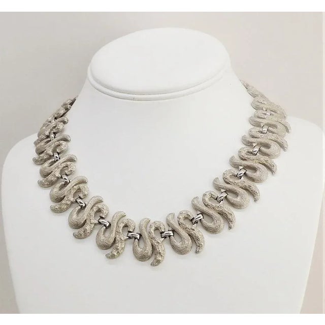 Metal Vintage Signed Monet Rhodium Plated Collar Necklace For Sale - Image 7 of 8