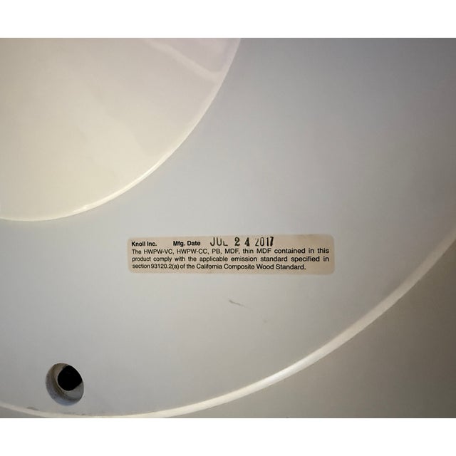 Eero Saarinen for Knoll Round Dining Table For Sale In Miami - Image 6 of 10