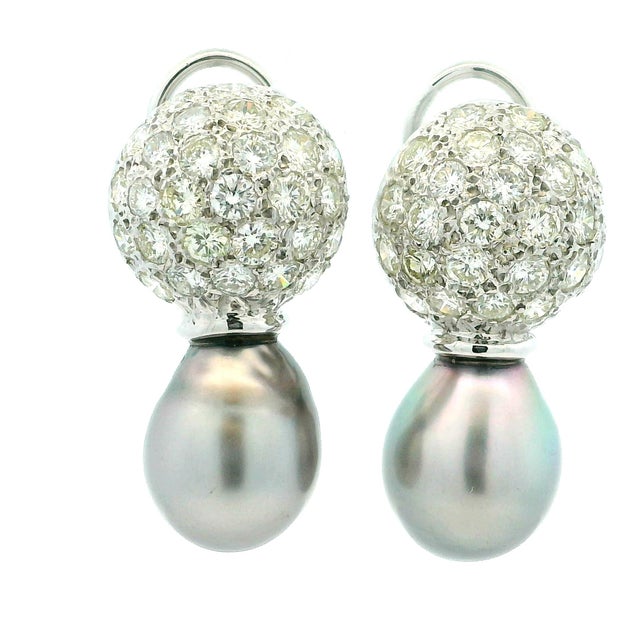 18k White Gold Diamond & Grey South Sea Pearl Drop Earrings, A Pair For Sale - Image 9 of 9