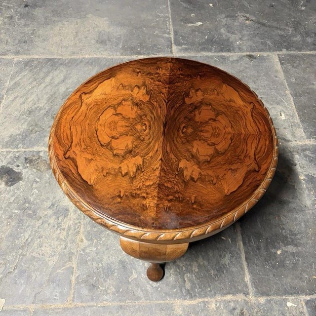 2000 - 2009 Art Deco Burr Walnut Round Pie Crust Coffee Table For Sale - Image 5 of 7