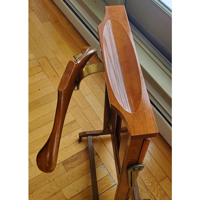 1960s Fratelli Reguitti - Vintage Italian Folding Valet Stand For Sale In New York - Image 6 of 11