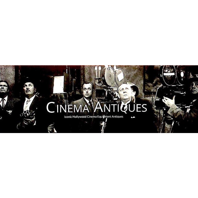 1960s Vintage 1962 16mm Eclair Npr Cinema Camera Early 400′ Film Desk Sculpture For Sale - Image 5 of 6