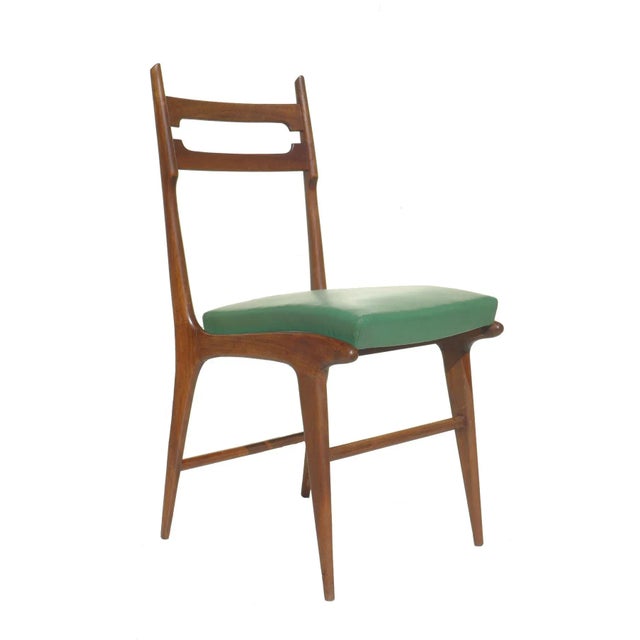 Wood in excellent condition green leatherette with some defects (look the pictures)