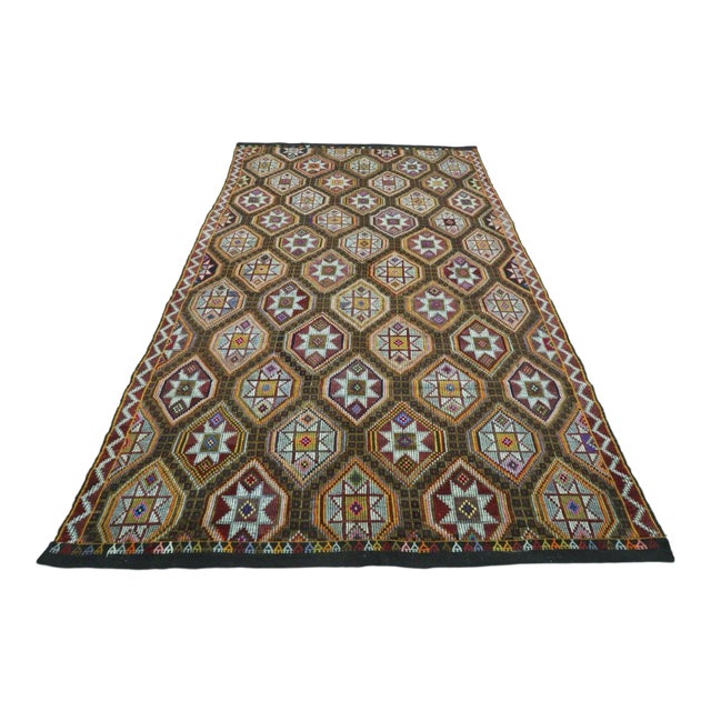 Star Designed Vintage Turkish Area Rug - 81"x140" For Sale