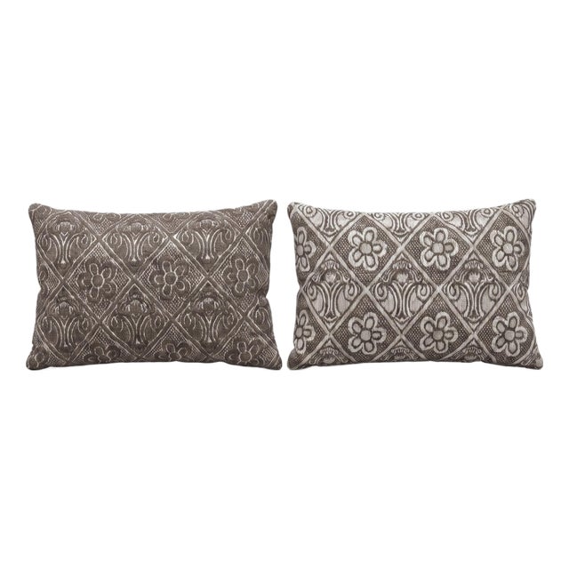 Turkish Wool Lumbar Kilim Pillow Cover 16'' X 24'' - Set of Two For Sale