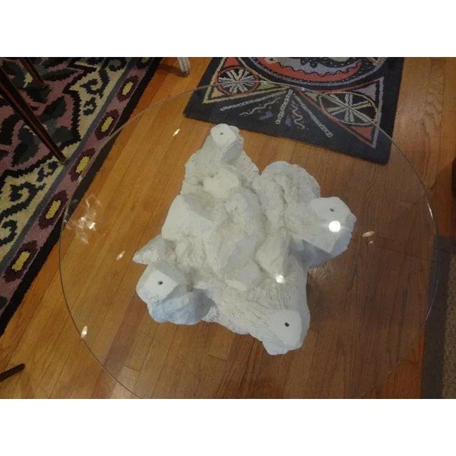 White Pair of Hollywood Regency Faux Stone Plaster Tables For Sale - Image 8 of 11