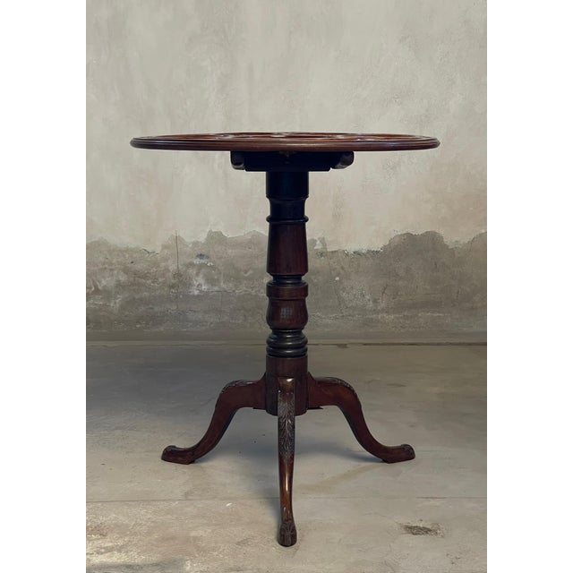 Burnt Umber Georgian 18th Century Mahogany Irish Tilt-Top Supper Table For Sale - Image 8 of 10