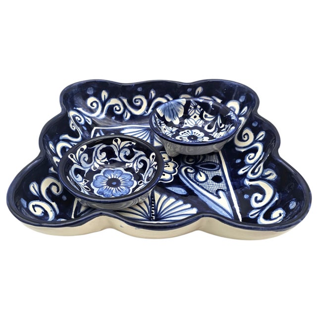 1980s Talavera Hand Painted Cobalt Blue Serving Bowl Set Mexico 3 Piece 10.5" For Sale - Image 4 of 18