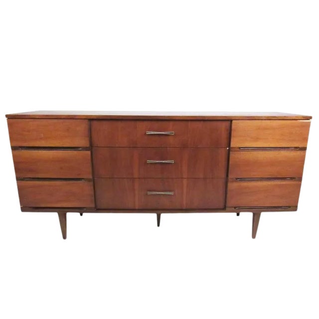 1960s Mid-Century Bedroom Dresser For Sale