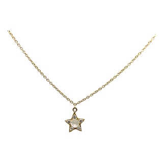 1990s Contemporary 18k Gold Rose Cut Diamond Star Pendant Necklace For Sale