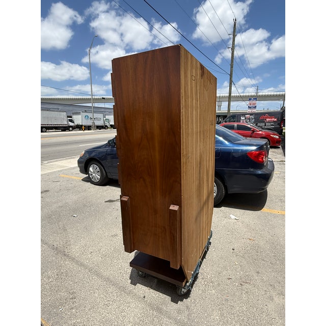 1970s Mid Century Modern Canadian Architectural Bachelor Chest Manner of Paul Evans For Sale In Miami - Image 6 of 15