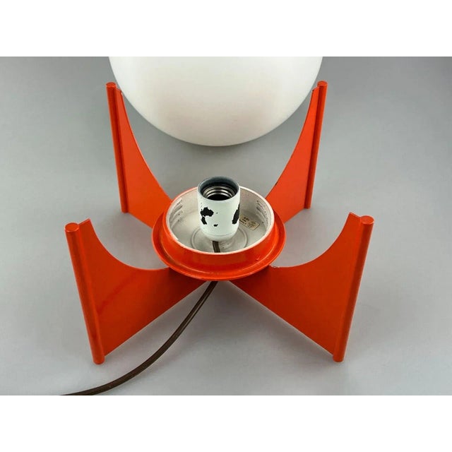 Object: ball lamp Manufacturer: Condition: good Age: around 1960-1970 Dimensions: Diameter = 31.5cm Height = 30cm Other...