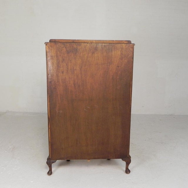 English Art Deco Display Cabinet on Ornate Legs, 1930s For Sale - Image 9 of 18