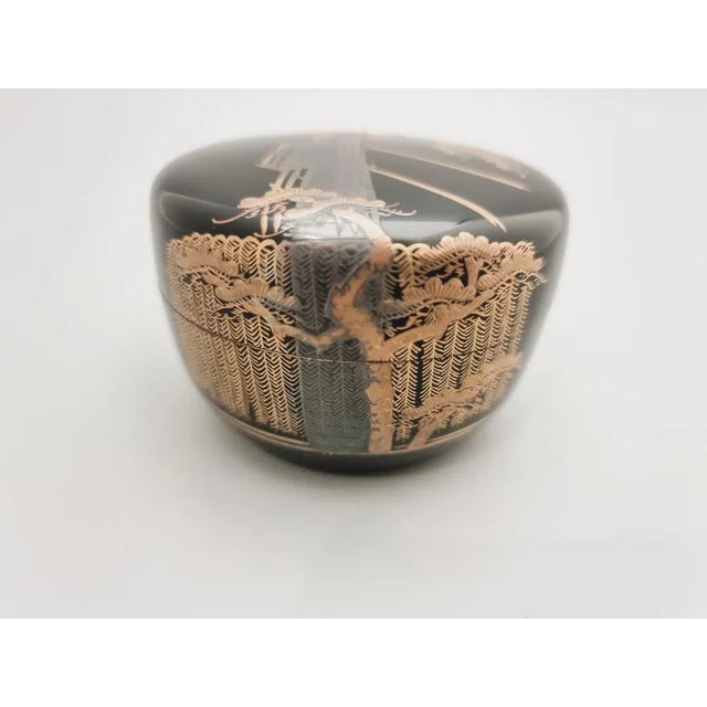 Vintage Japanese Netsuke Matcha Conatiner with Maki-E Lacquer in Black with Golden Bonsai Trees and Waterfall Under a Silver Bridge, 1960s For Sale - Image 6 of 6