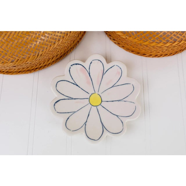 Mid 20th Century Vintage Pair of Nesting Baskets From China With a Molly Hatch Daisy Trinket Tray - 3 Pieces For Sale - Image 10 of 13