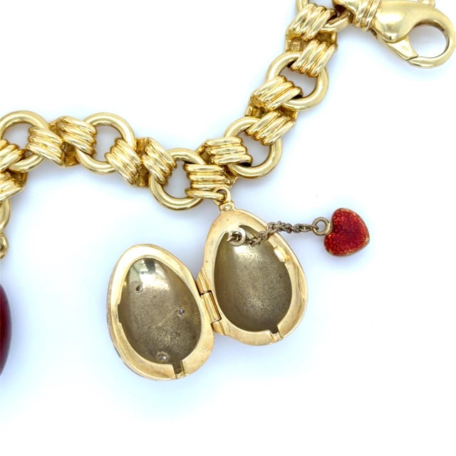 Contemporary Fabergé, 18k Yellow Gold and Enamel Egg Charm Bracelet For Sale - Image 3 of 7