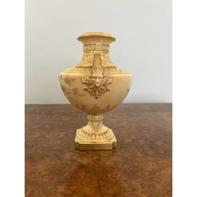 1920s Vintage Vase from Royal Worcester, 1920s For Sale - Image 5 of 8