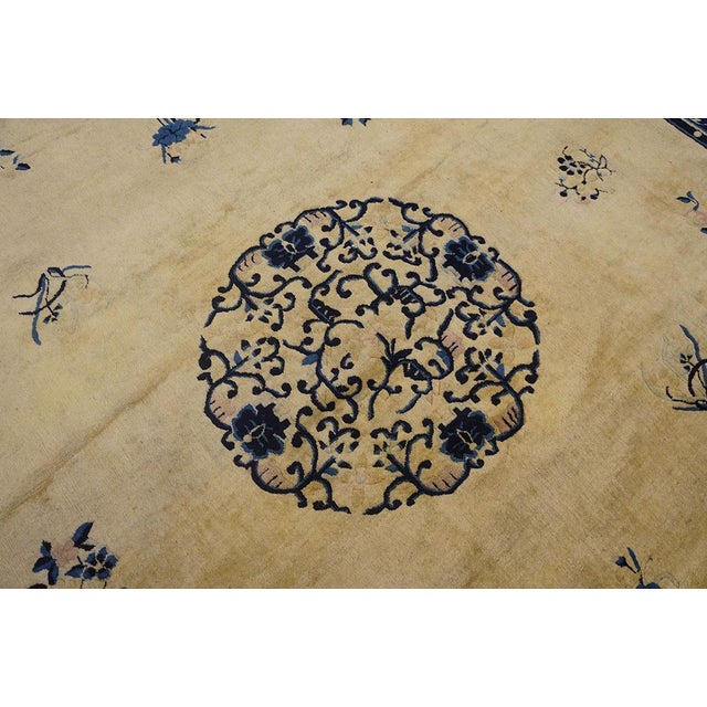 1920s Beige Cream Polka Dot Medallion Antique Chinese Peking Knotted Wool Rug For Sale - Image 10 of 10