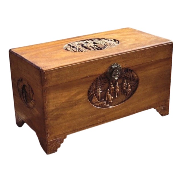 Edwardian Trunk with Carved Decoration and Acanthus Wood Interior For Sale